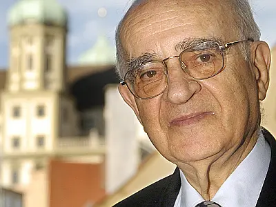 Morre aos 91 na Alemanha o redator da lista de Schindler