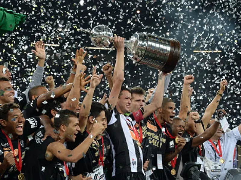 Atlético Mineiro leva Libertadores pela 1ª vez com vitória nos pênaltis