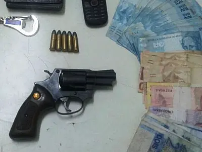 PM de Aquidauana prende homem por porte ilegal de arma