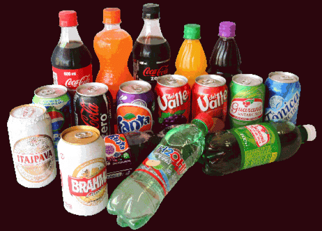 Adiado por três meses aumento de imposto para bebidas frias