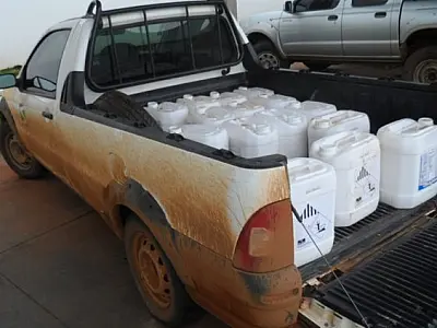 Veículo com agrotóxico ilegal é apreendido pela PMA
