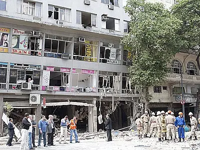 Explosão no Rio: três mortes e 17 feridos