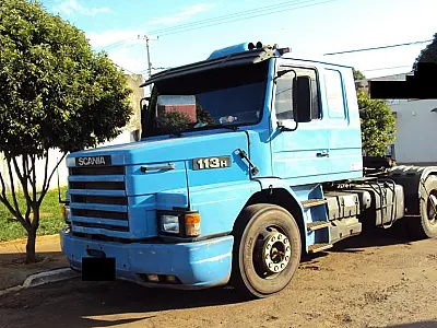 DOF apreende carreta e prende motorista com CNH falsa em Itaquiraí