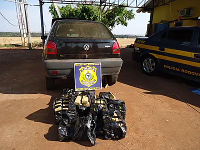 Homem é preso transportando mais de 100 quilos de maconha