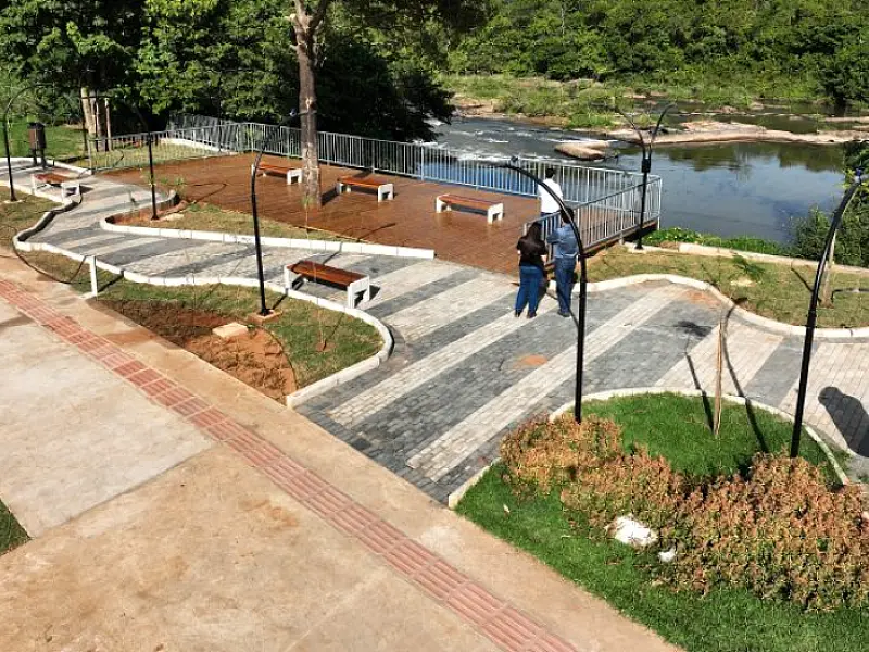 Municipalismo:repaginada, orla da Cachoeira dos Diamantes é nova opção de turismo e lazer em Rochedo