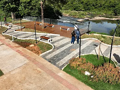 Municipalismo:repaginada, orla da Cachoeira dos Diamantes é nova opção de turismo e lazer em Rochedo