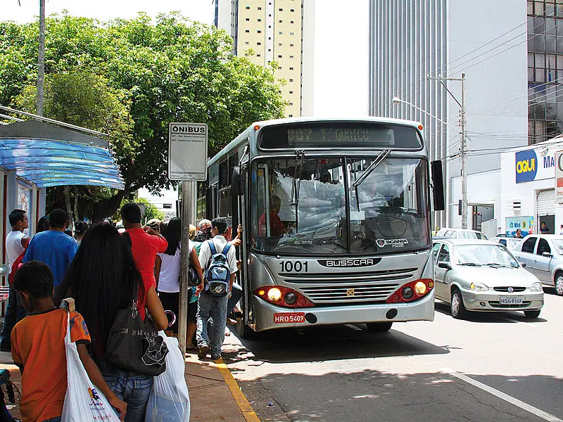 Nova linha de ônibus regular liga Norte Sul Plaza ao centro