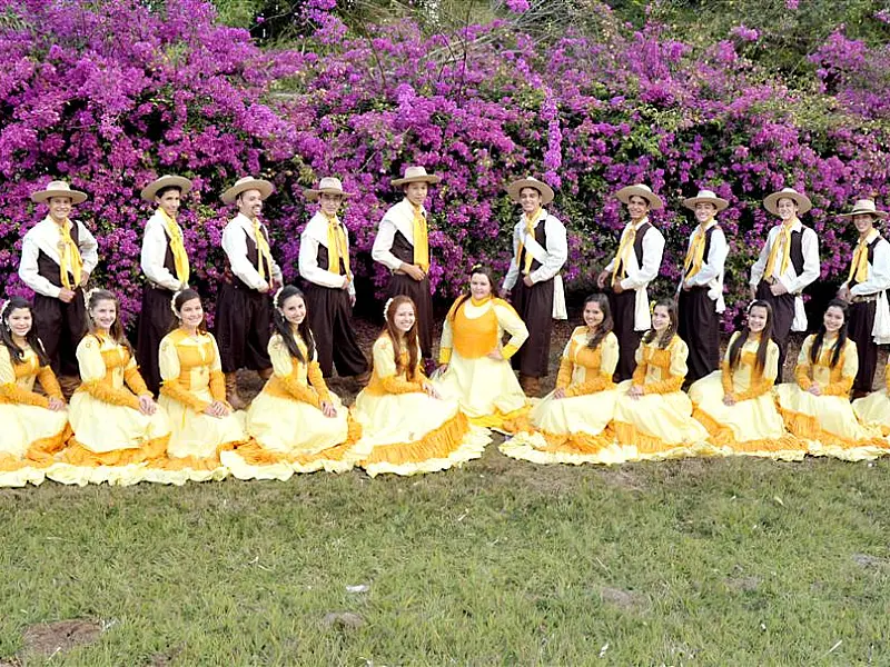 CTG Tropeiros da Querência participa de Festival na Espanha