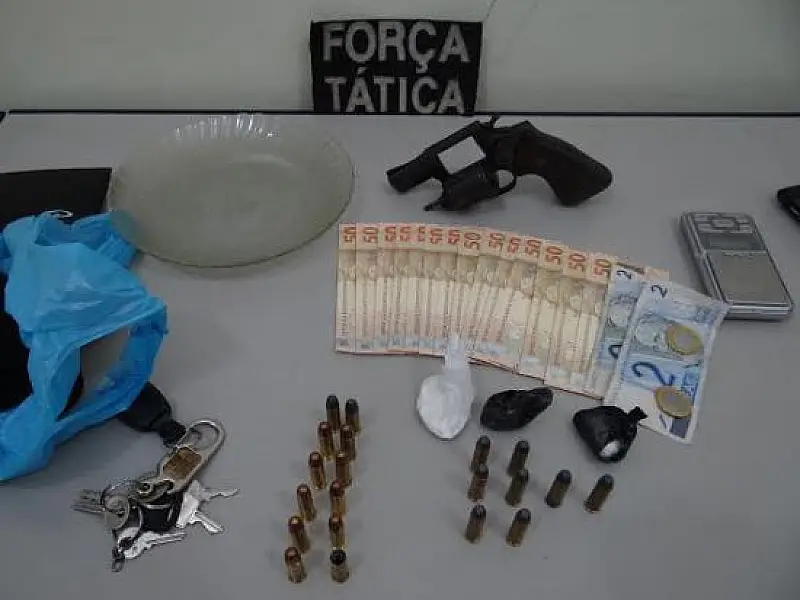 Quatro pessoas são presas por tráfico de drogas em Dourados