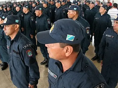 Governo do Estado divulga número de vagas para cabos e sargentos da PM e dos Bombeiros
