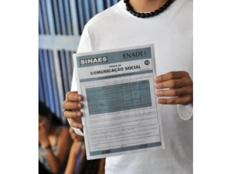 Facsul teria feito manobra para inscrever melhores alunos no Enade