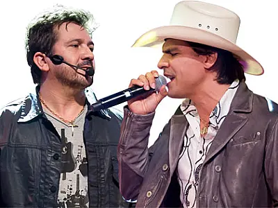 Jads e Jadson apresentam o show “Diamante Bruto” no primeiro dia do 18º FIB