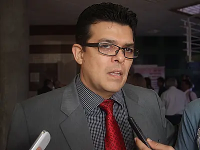 Prefeito afirma que licitações do PAC ficaram intactas após invasão
