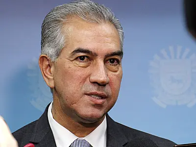 Reinaldo Azambuja sanciona lei que obriga empresas a informar identidade de prestador de serviço