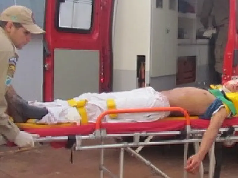 Ciclista é atropelado e fica gravemente ferido em Dourados