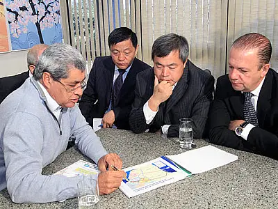 Governador reafirma compromisso com grupo chinês