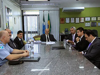 Reunião na Sejusp discute segurança pública em bairros da Capital