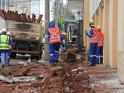 Prefeitura inicia obras do Reviva Campo Grande com execução da rede de esgoto