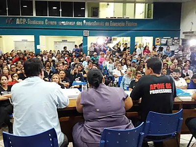 Professores de Campo Grande decidem entrtar em greve a partir do dia 2 de maio