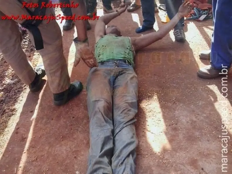 Polícia investiga morte de rapaz soterrado com soja