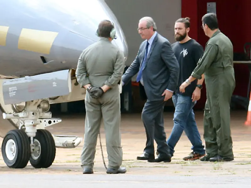 Cunha está em cela isolada, sem contato com presos da Lava Jato