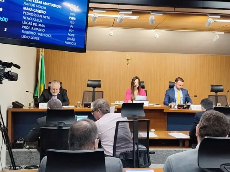 CCJR analisa nove projetos durante reunião nesta quarta-feira