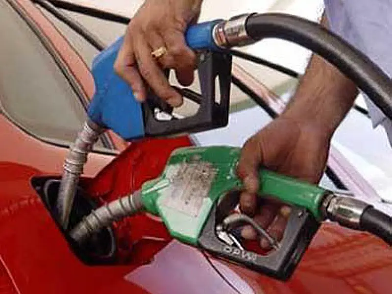 Governo decide reduzir a mistura de álcool na gasolina