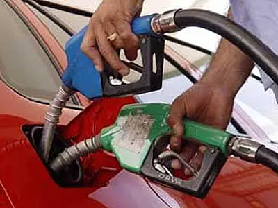Governo decide reduzir a mistura de álcool na gasolina