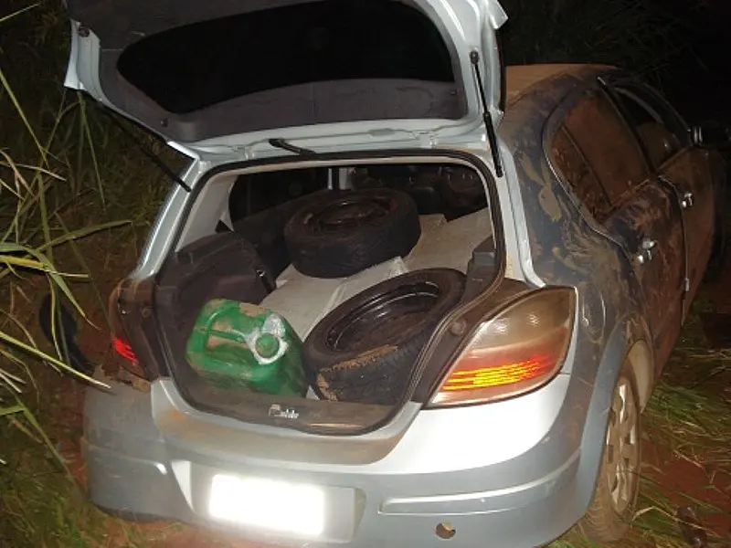 DOF apreende 222 kg de maconha em veículo