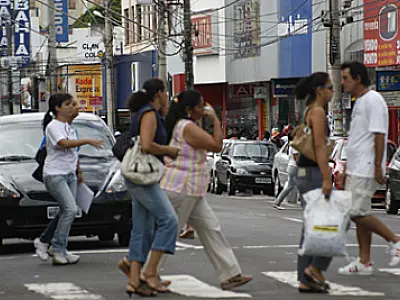 Campanha 'Pedestre, eu cuido!' tem novos postos na Capital