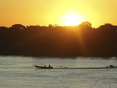 Segunda-feira terá tempo quente, com pancadas de chuva isoladas em algumas cidades do Estado
