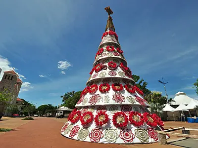 Dourados abre hoje programação especial de Natal