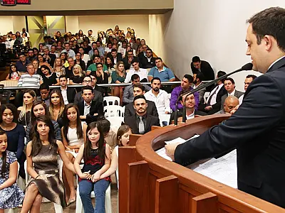 Lei: Vendas de benzina e acetona estão proibidas a menores de 18 anos