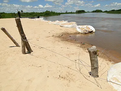 Ibama multa fazendeiro por fechamento de baías no Pantanal