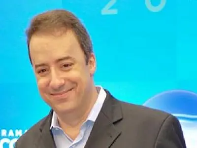 Morre aos 43 anos o locutor esportivo Maurício Torres