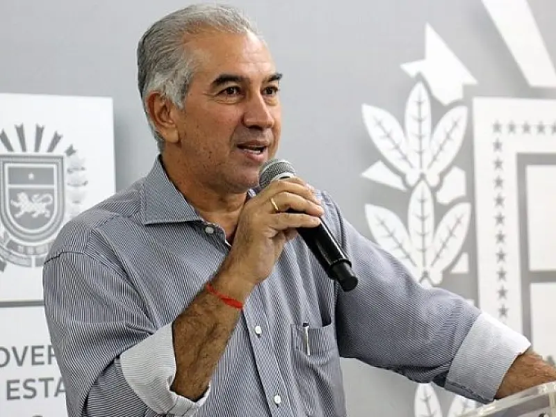 Reinaldo Azambuja destaca conquistas do servidor em sete anos de trabalho no Estado
