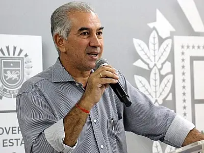 Reinaldo Azambuja destaca conquistas do servidor em sete anos de trabalho no Estado
