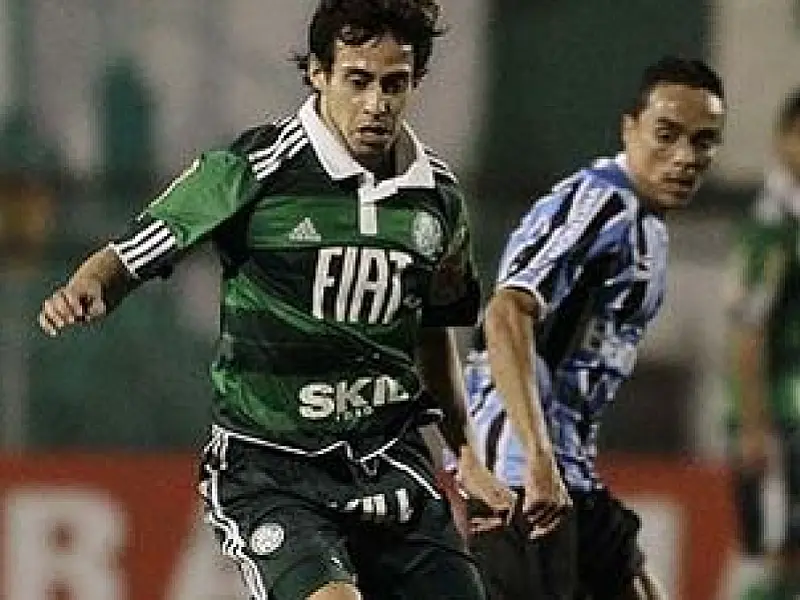 Em jogo fraco, Palmeiras e Grêmio ficam no 0 a 0