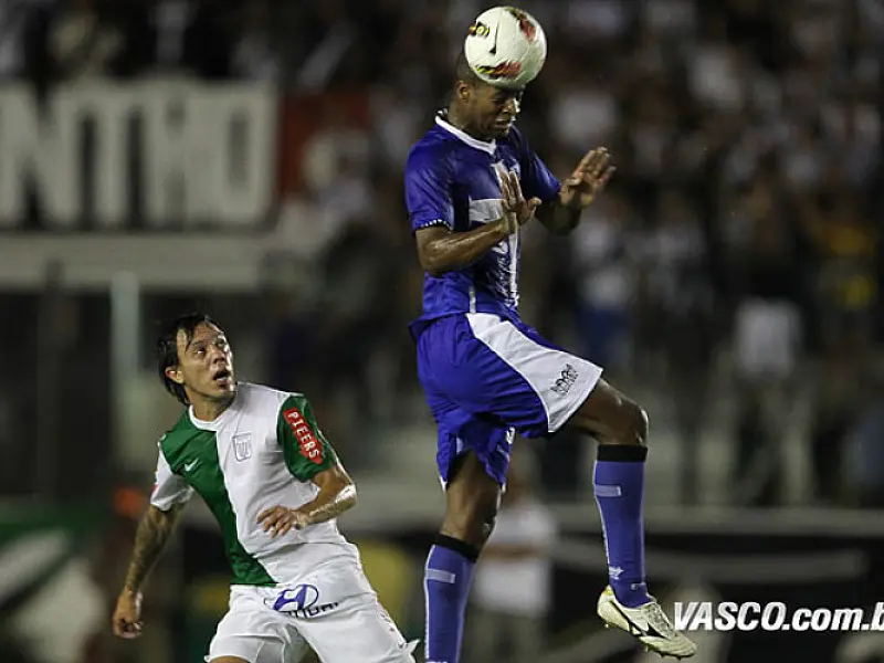 Vasco visita Alianza/PER em busca de garantir a vaga