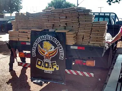 DOF apreende 500 quilos de maconha em caminhão