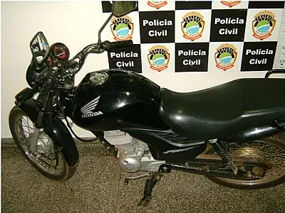 Moto roubada é recuperada em Campo Grande