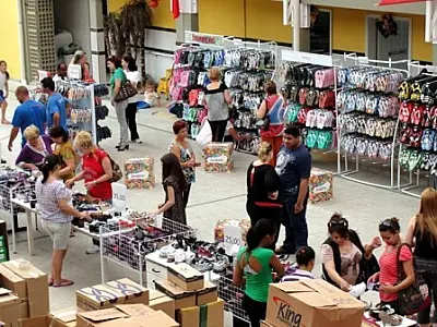 Loja abre vagas para primeiro emprego