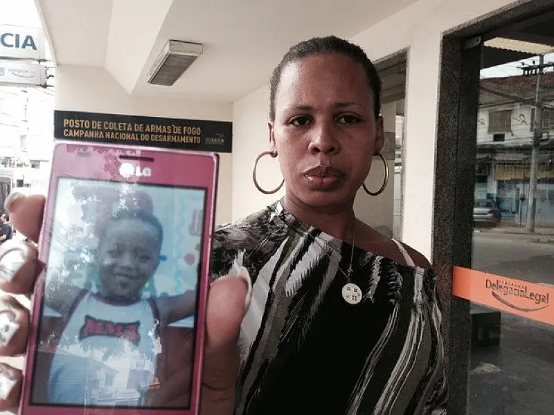 Corpo de criança de 4 anos é achado dentro de máquina de lavar