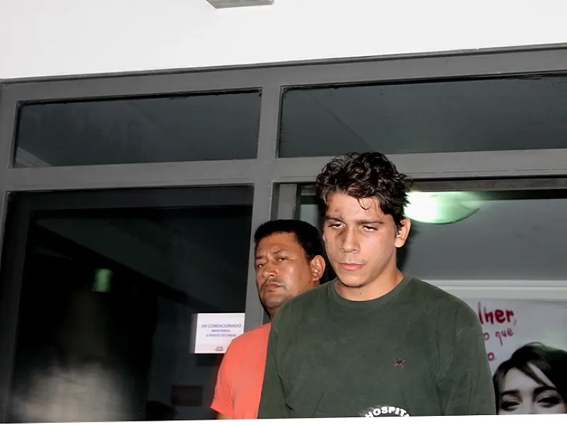 Caso Giovanna: Acusado de agredir a namorada é encaminhado para delegacia