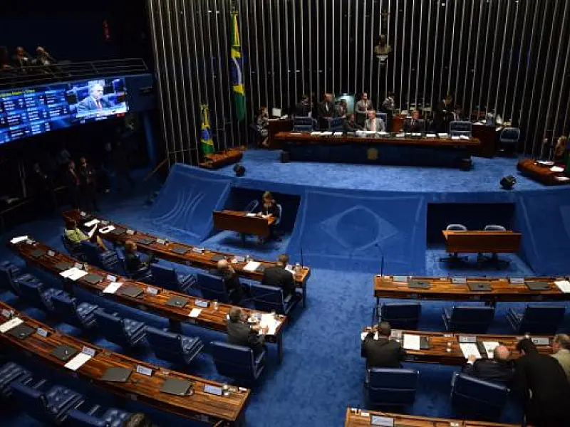 Senado elege comissão especial que vai analisar processo de impeachment