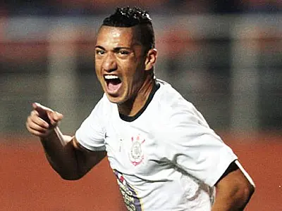 Corinthians vence o Grêmio por 3x1 e tumultua campeonato