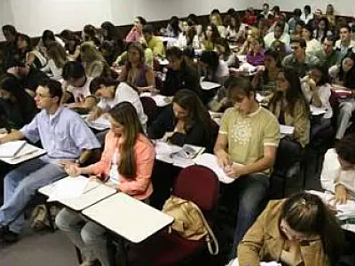 Último dia para inscrições para o Vale-Universidade