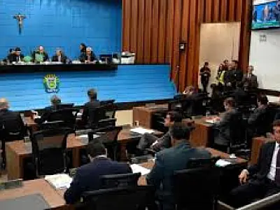 Deputados querem garantir atendimento de acidentados com plano em clínicas particulares
