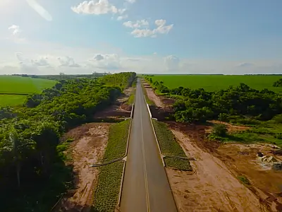 Asfaltada, rodovia entre Copo Sujo e Cabeceira do Apa favorece agropecuária da fronteira