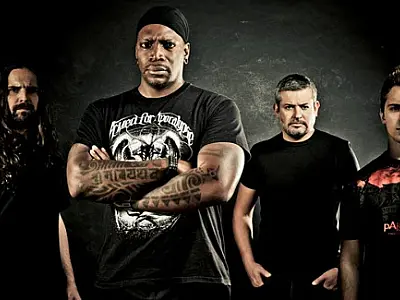 Sepultura realiza show em Ponta Porã no dia 20 deste mês